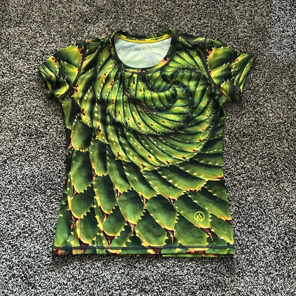 INB INKnBURN tee women’s small